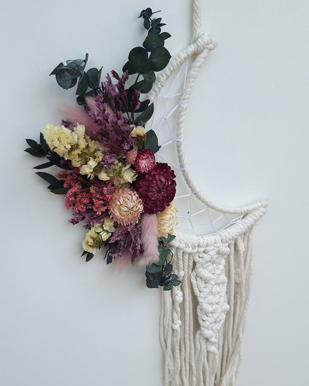 Luna floral Blanca con macramé